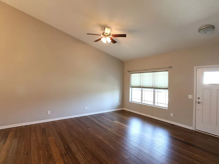 8237 Ryley Ln — Photo 5