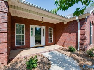 101 Stoney Point Dr, Harvest, AL 35749