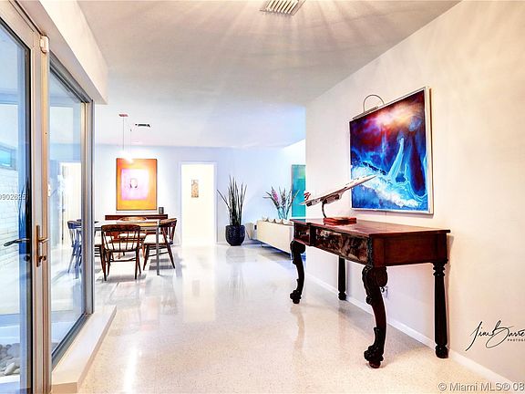 5th image of 7415 Belle Meade Blvd
