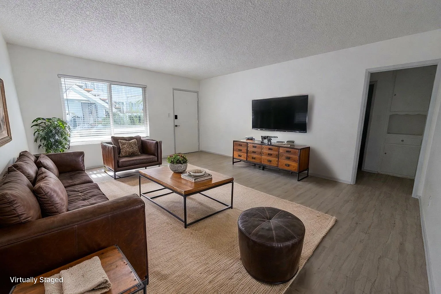 2 bed, $2,395 — Photo 1