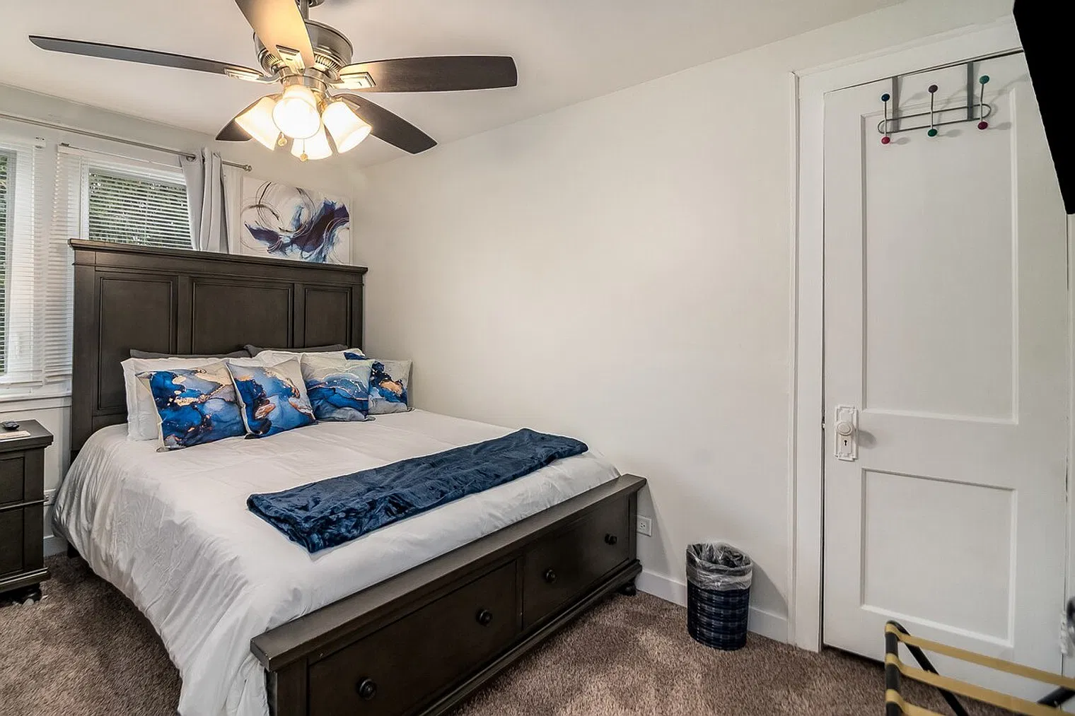 5 bed, 2.5 bath, $16,842 — Photo 2