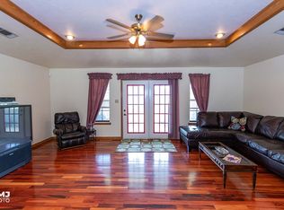 16013 Westbury Rd, Beaumont, TX 77713