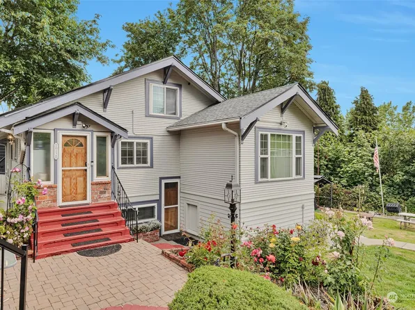 10120 15th Avenue S, Seattle, WA 98168