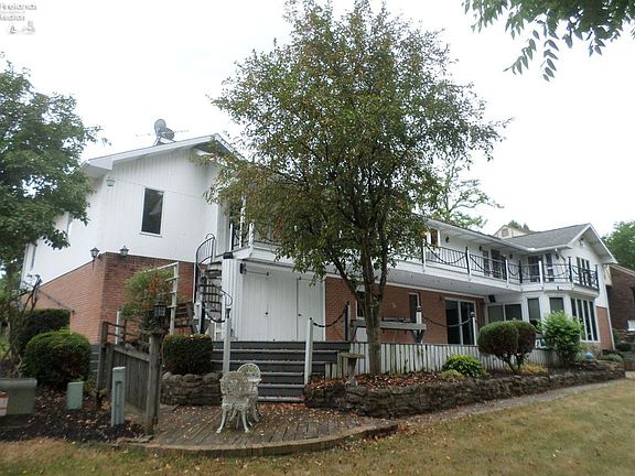 4th image of 40 River Run Dr