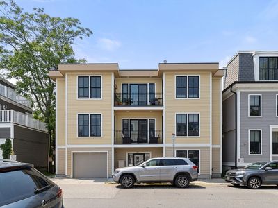 37 P St UNIT 2, South Boston, MA, 02127