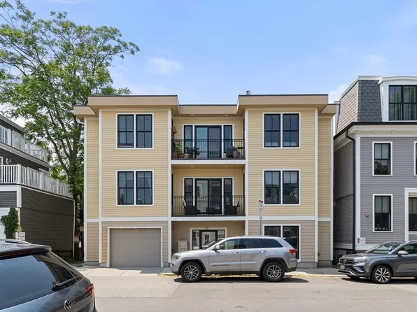 37 P St Unit 2, South Boston, MA 02127