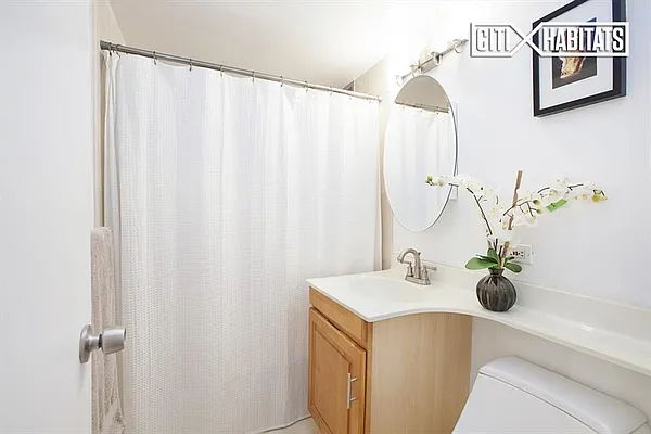 Sold by Citi Habitats | media 5