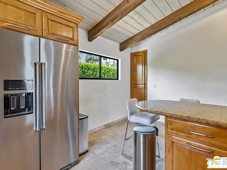 1347 Primavera Dr — Photo 25