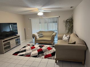 2728 Hidden Lake Blvd UNIT D, Sarasota, FL 34237