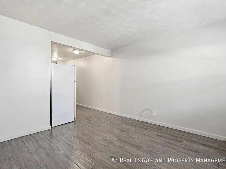 829 N 4th Ave #10 — Photo 12
