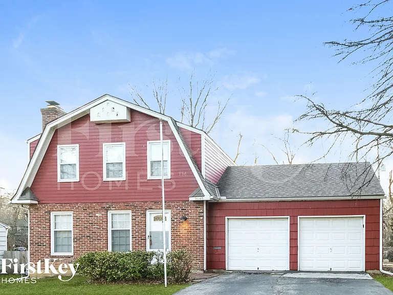 9648 Roe Ave — Photo 1