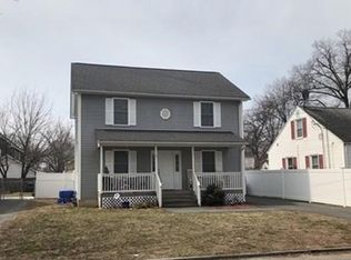 36 Arthur St, Springfield, MA 01104