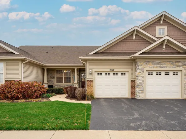 7590 Royal Troon Dr, Rockford, IL 61107