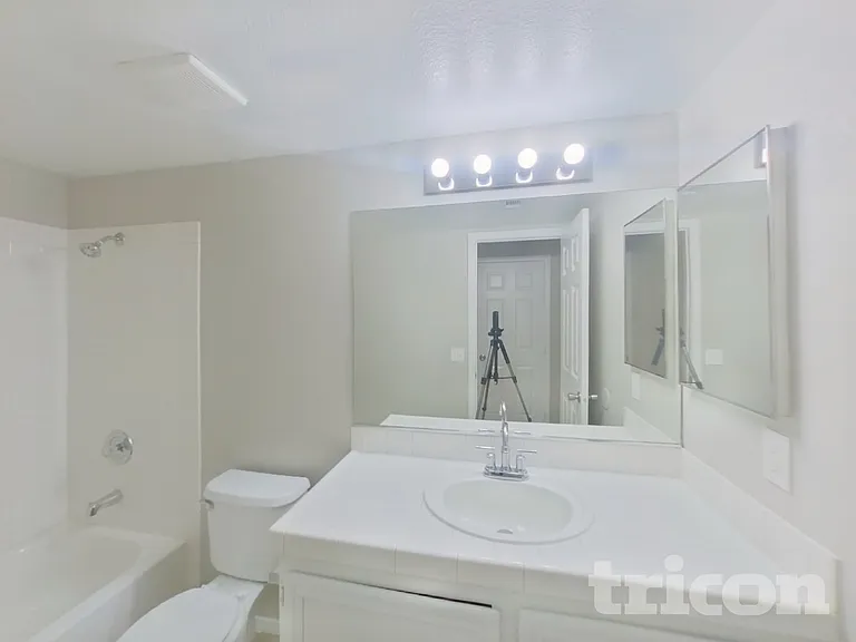 2509 Lake Martin Ct — Photo 12