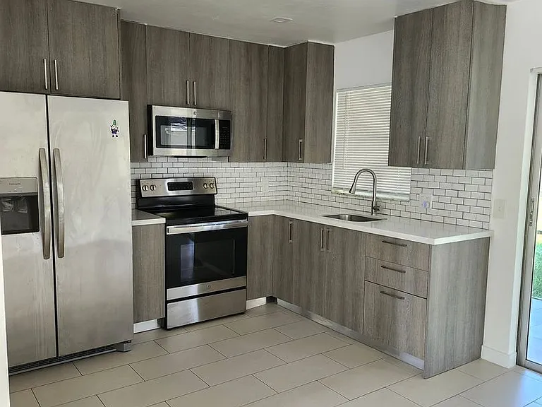 2921 Vasco St #B — Photo 4