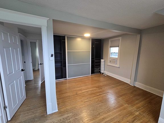 2nd image of 1047 Main St E #1
