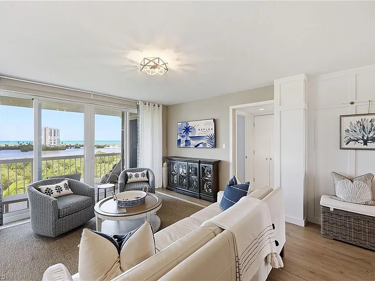 5501 Heron Point Dr #602 — Photo 8