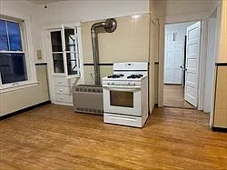 2 bed, 1.0 bath, 1296 sqft, $1,850 — Photo 3