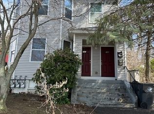 585 River St #1, Haverhill, MA 01832