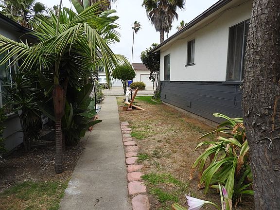 4th image of 4849 Lotus St #4851
