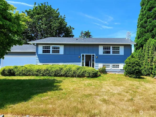 25715 18th Avenue S, Des Moines, WA 98198