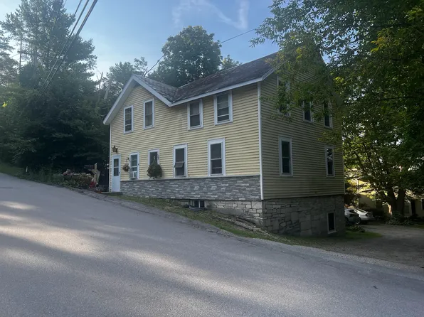 198 Elm St #2, Manchester Center, VT 05255