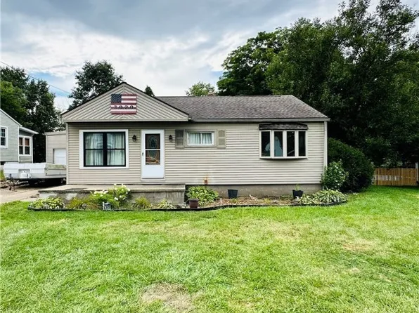 3020 Littledale Rd, Akron, OH 44319