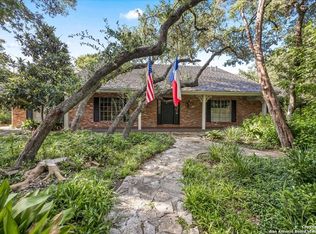 102 W Mossy Cup St, Shavano Park, TX 78231