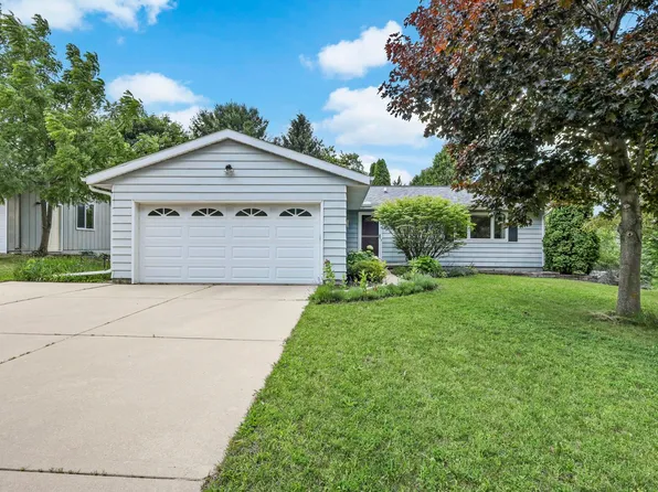 2914 Maple Grv, Madison, WI 53719