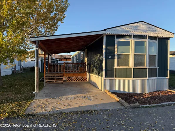 392 N Main St #18, Thayne, WY 83127