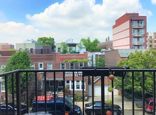 3120 28th Rd APT 3A, Astoria, NY 11102