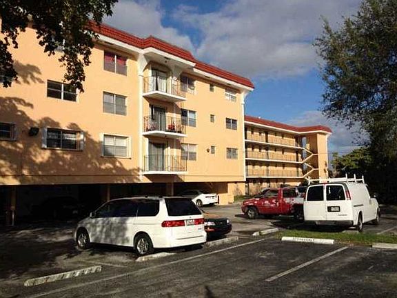 3rd image of 13725 NE 6th Ave APT 408
