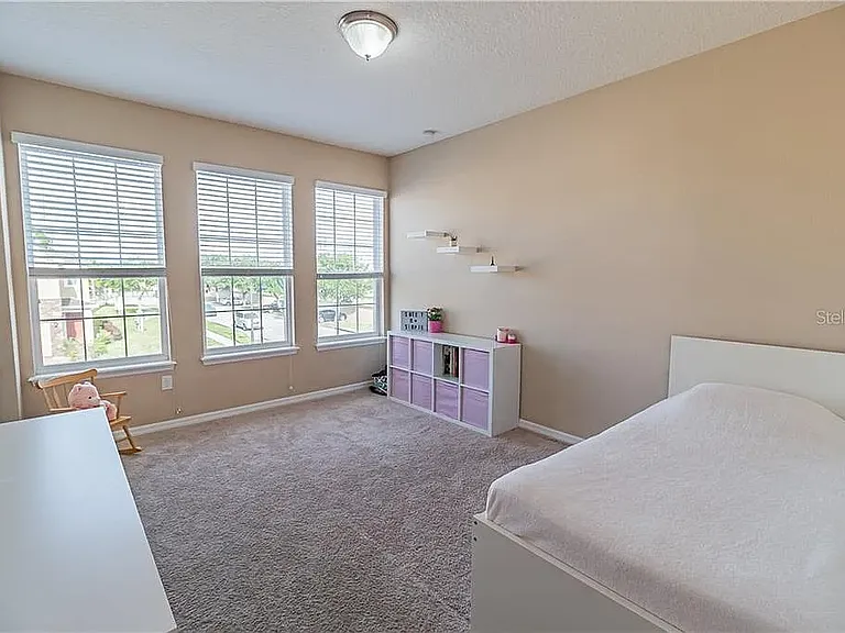 1624 Mohegan Blvd — Photo 14