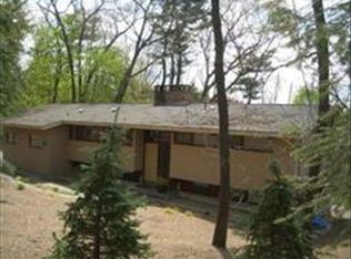 65 Spring Grove Rd, Andover, MA 01810