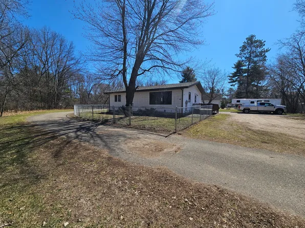 228 7th St NE, Crosby, MN 56441