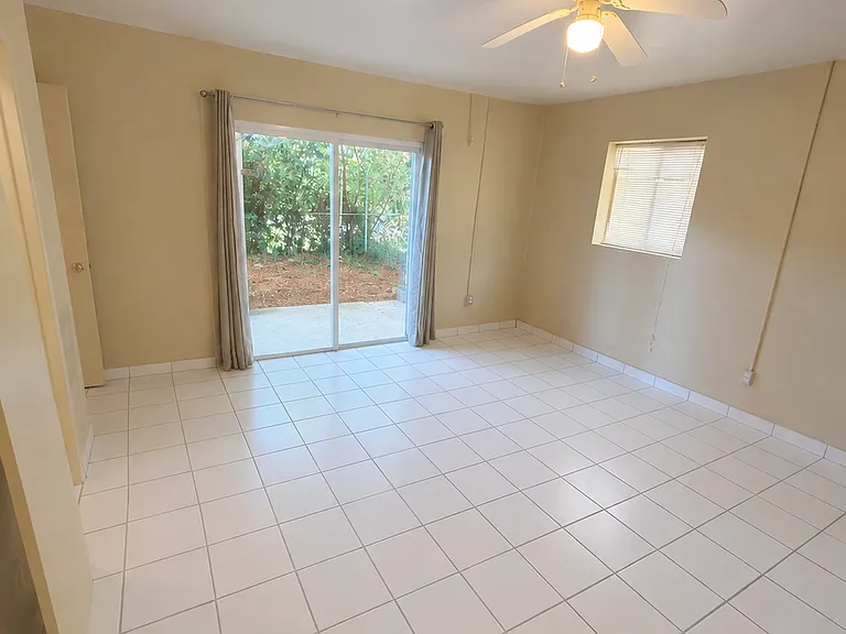 741 Liberty St — Photo 15