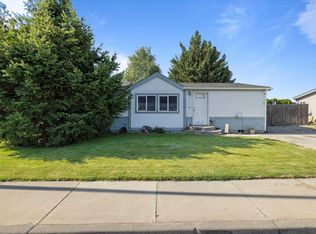 4721 W Grand Ronde Ave, Kennewick, WA 99336