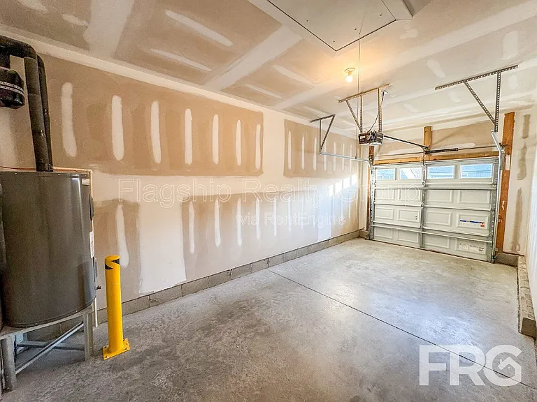 1400 S Taylor St — Photo 11