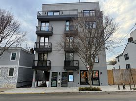 430 Saint Marks Pl, Staten Island, NY