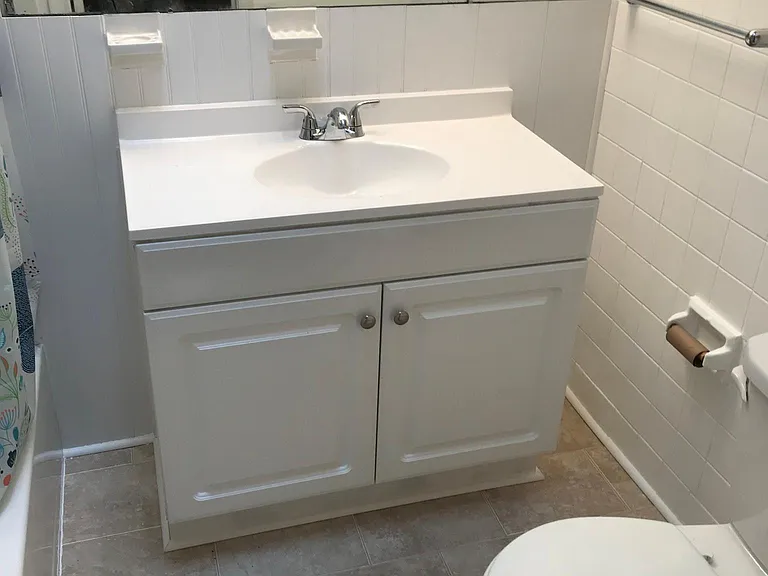 1090 Taylor Dr — Photo 13