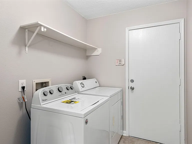 13515 Naples Bridge Rd — Photo 16