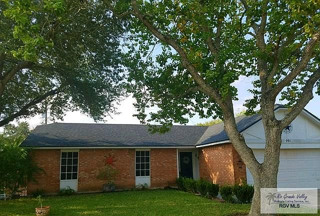 1st image of 991 Blue Bonnet Dr