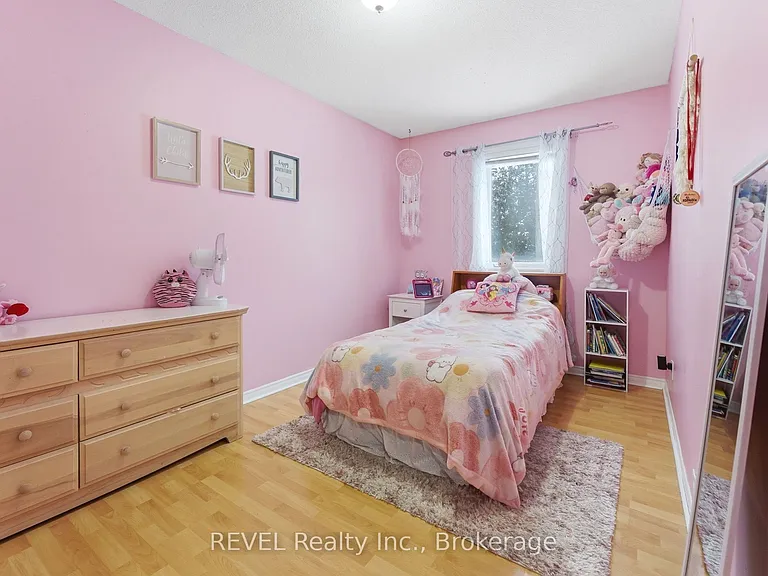 5 Barbara Ave — Photo 38