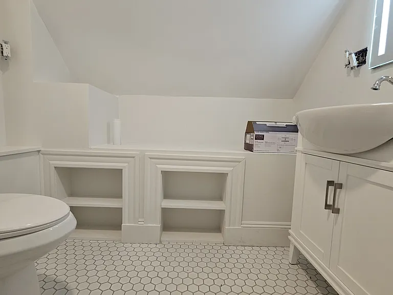 16 Gerald Rd #2 — Photo 17