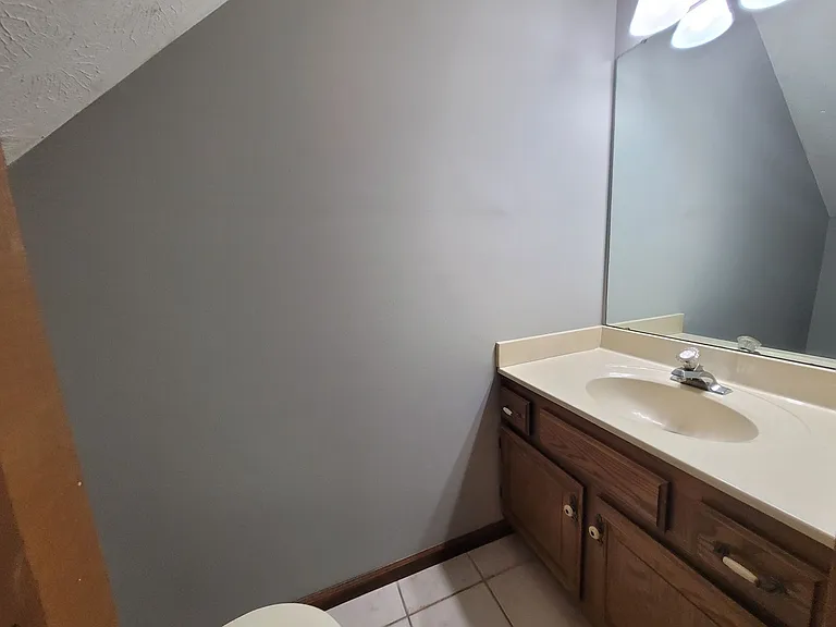 4333 Frontenac Dr — Photo 4