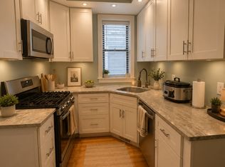 616 E 6th St #1, Boston, MA 02127