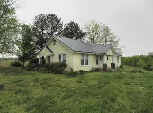 22 Frog Jump Brazil Rd, Trenton, TN 38382