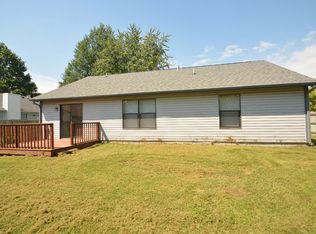 5713 Nodlehs Ct, Indianapolis, IN 46221