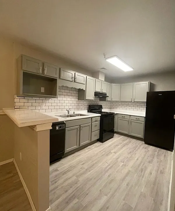 Alexis Apartments