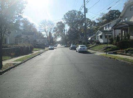 2nd image of 1532 Bond St